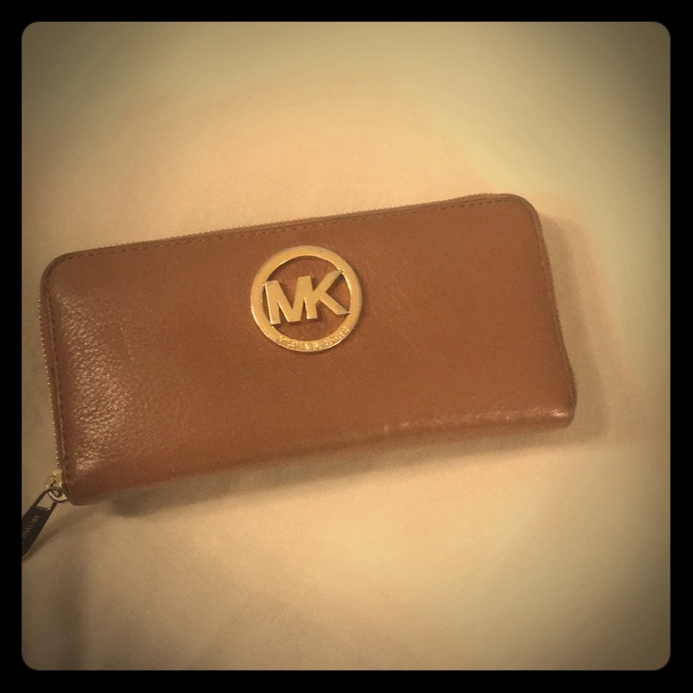 Michael Kors big wallet
